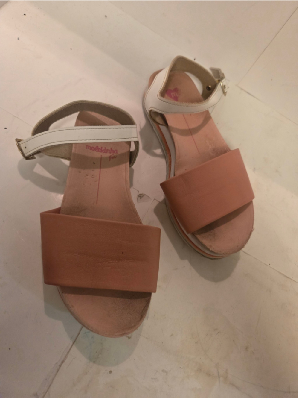 Girls Molekinha Sandals Size 13 Beige and White